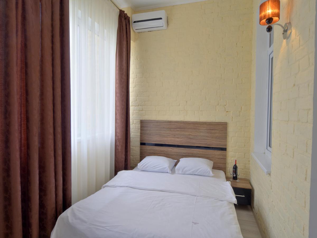 Best Season Apart Hotel Kyiv Exterior foto
